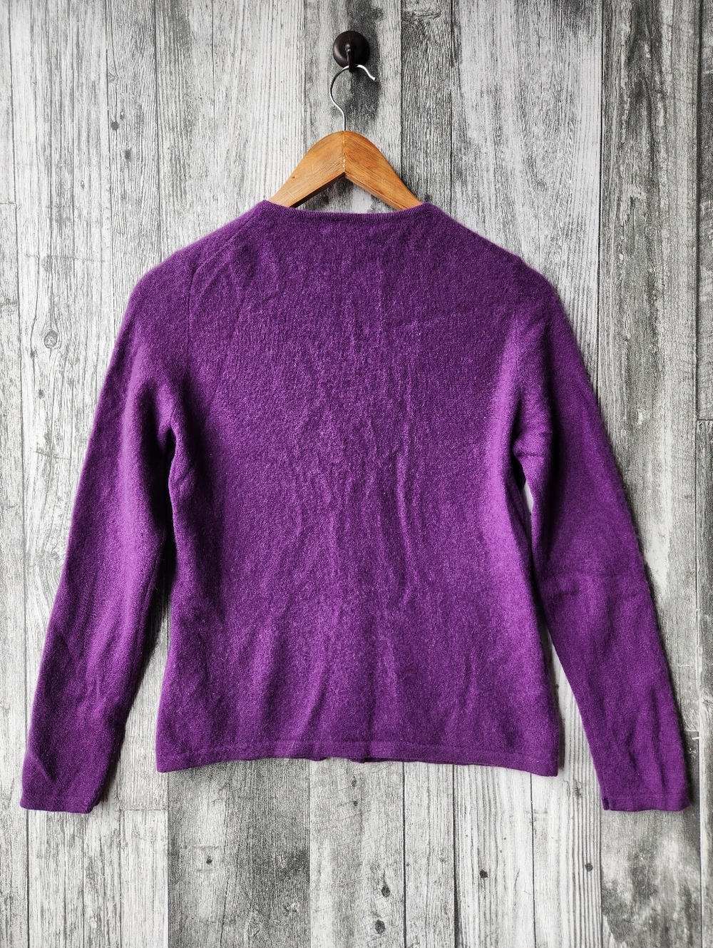 Lord & Taylor Purple Crewneck Cardigan Sweater 100% Cashmere Large - Picture 6 of 8